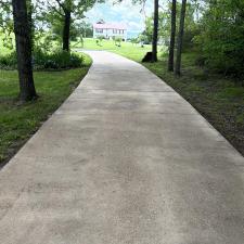 DRIVEWAY-CLEANING-IN-GREENVILLE-TN 1